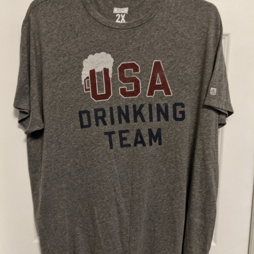American Eagle AE Men's "USA Drinking Team" Tailgate T-shirt Me… - Picture 2 of 7